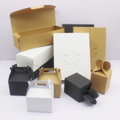 10 sztuk kolorowych pudełek na słodycze/prezenty ślubne. Biały/Papier Kraft/Czarny/Pudełko na prezenty