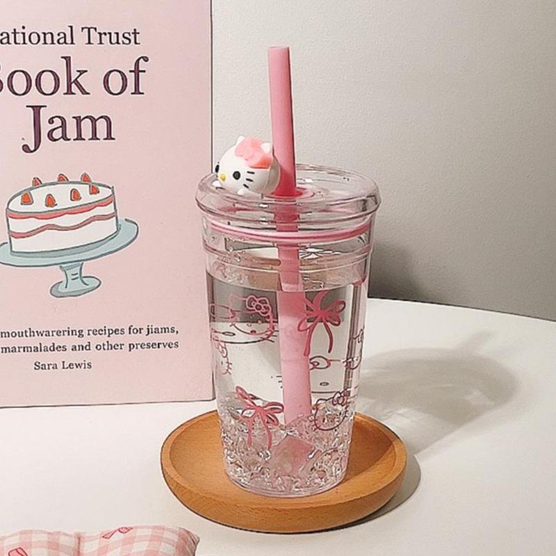 

Санріо Аніме Хелло Кітті Пластикова Питна Чашка з Соломинкою Велика Місткість Портативна PC Стійка до Високих Температур Чашка Студентська Подарунок для Дівчинки