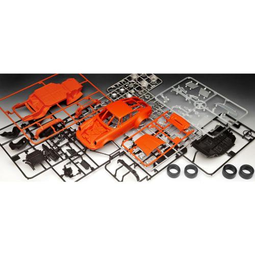 German Revell 1/24 Porsche 934 RSR J?germeister Plastic Model 07031