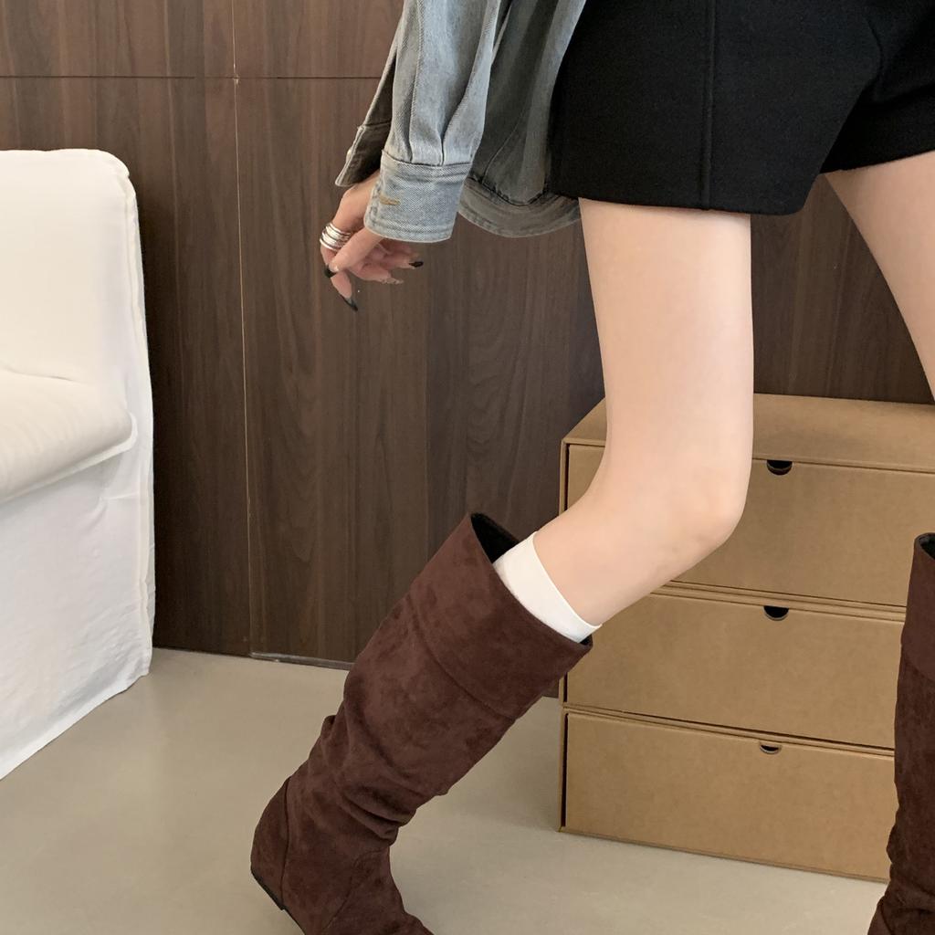 Botas Skinny de Camurça Cáqui Botas de Cavaleiro com Pelo Femininas 2025 Novo Outono e Inverno Skinny Salto Alto Botas Longas