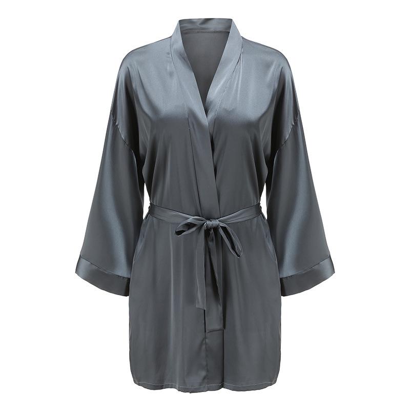 Chemise tinta unita (Modelli: 6020, 6072, 6055, 6154) con Accappatoio Multiuso Coordinato (Modello: 5004)