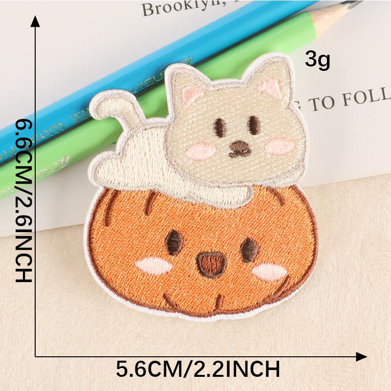 Cartoon Anime Cat Embroidery Self-Adhesive Patch - DIY Clothing Accessory