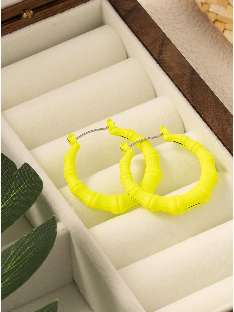 Extra-Large Gold Bamboo Hoops: Bold European & American Style Earrings for Hiphop, Street Dance, and Nightclub Fashion.