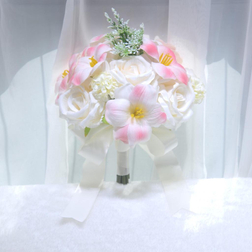 Elegant Bridal Bouquet: Preserved Tulips & Roses Wedding Photo Props - Handheld Simulation for Engagement.