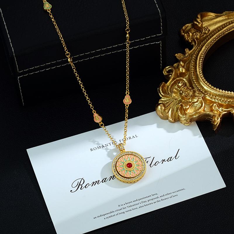 Chinese Style Gold Gourd Good Luck Diamond Necklace with Rotatable Compass Pendant for Women