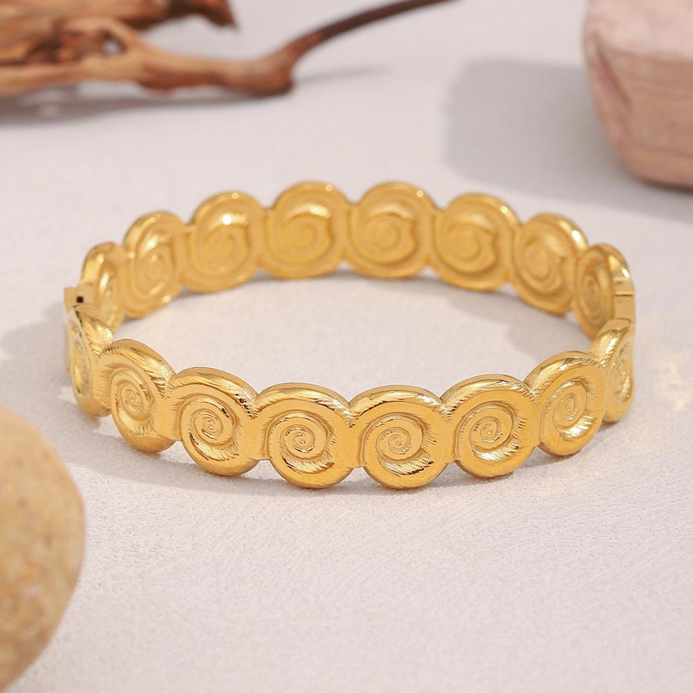 Summer Women's Conch Bracelet, New Creative Design, Beach Style Fashionable Jewelry, Unique Design To Show Personalized Jewelry.