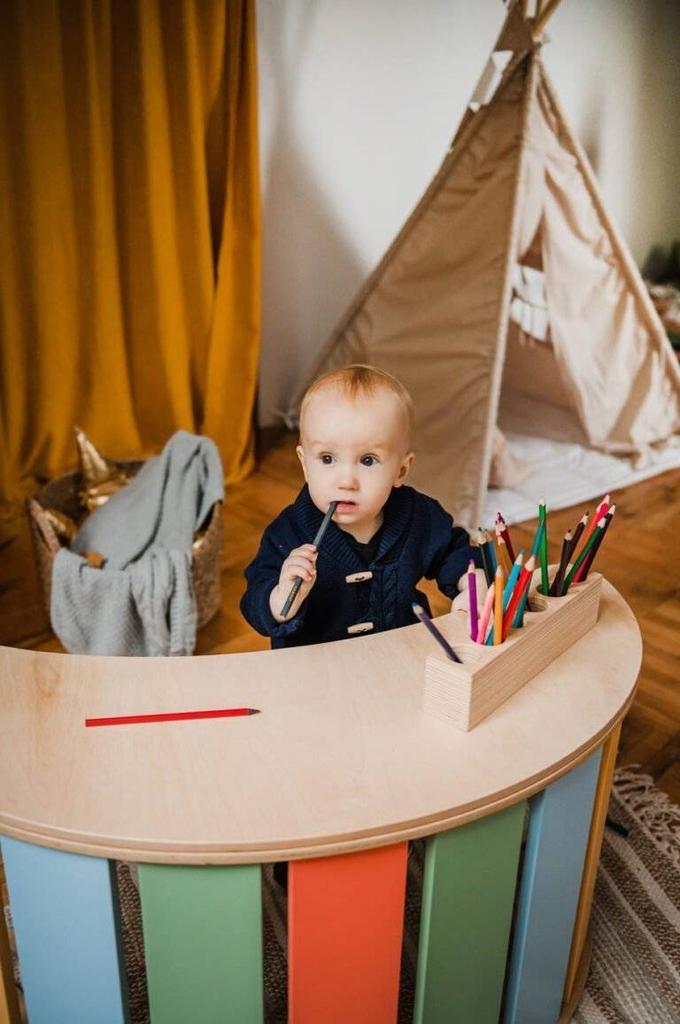 Smile wooden rocker table