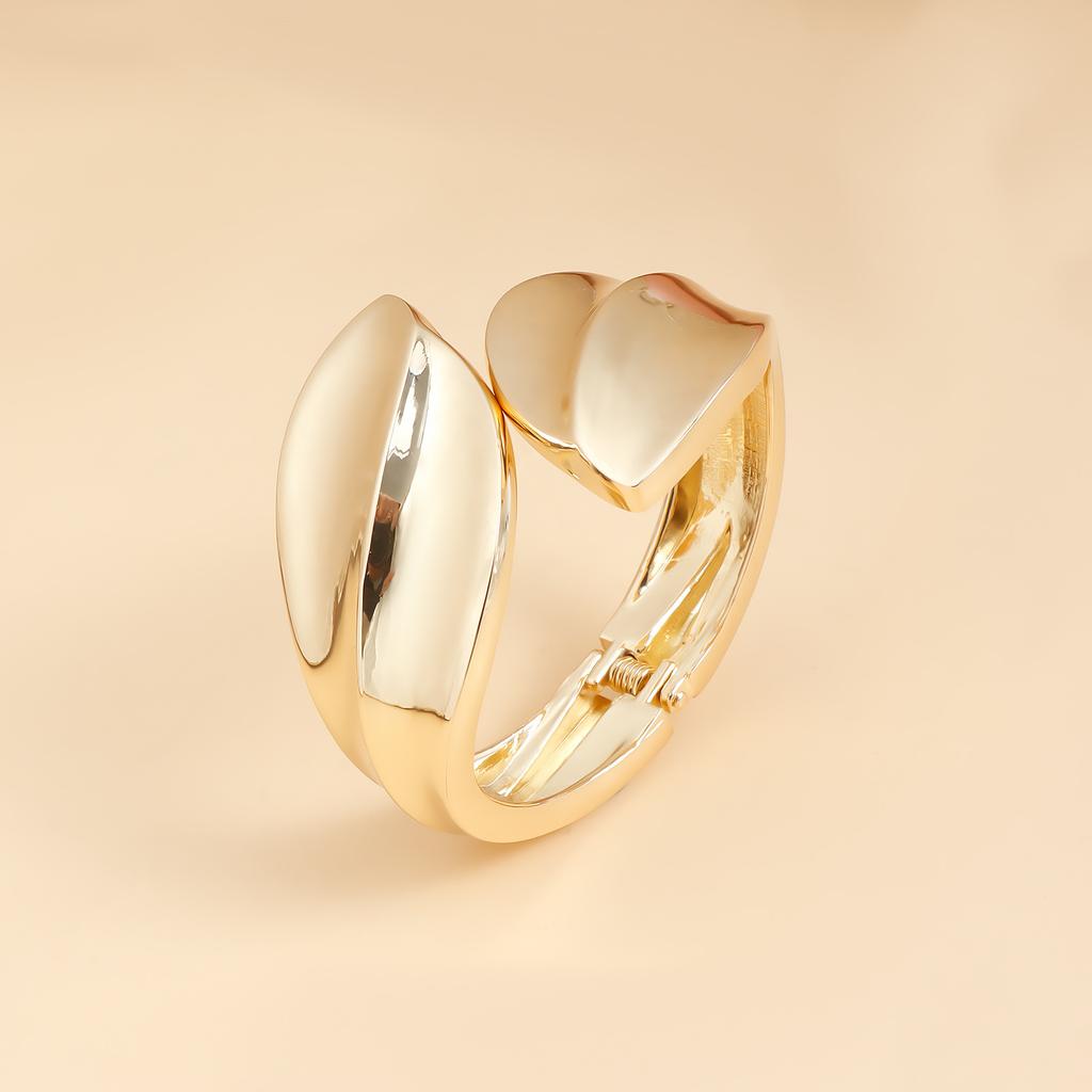 Chunky Punk Exaggerated Gold Plated Color Wide Leaf Large Opening Bracelet for Women Girls Daily Party Metal Jewelry