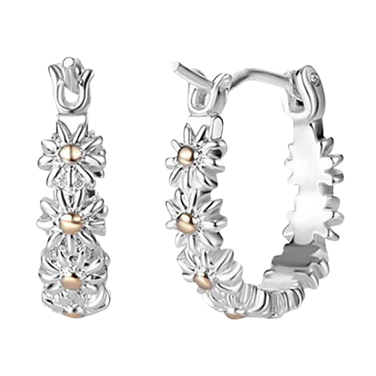 

Маленькие креативные женские серьги с изображением ромашки, милые серьги с цветком ромашки One Size серебряный