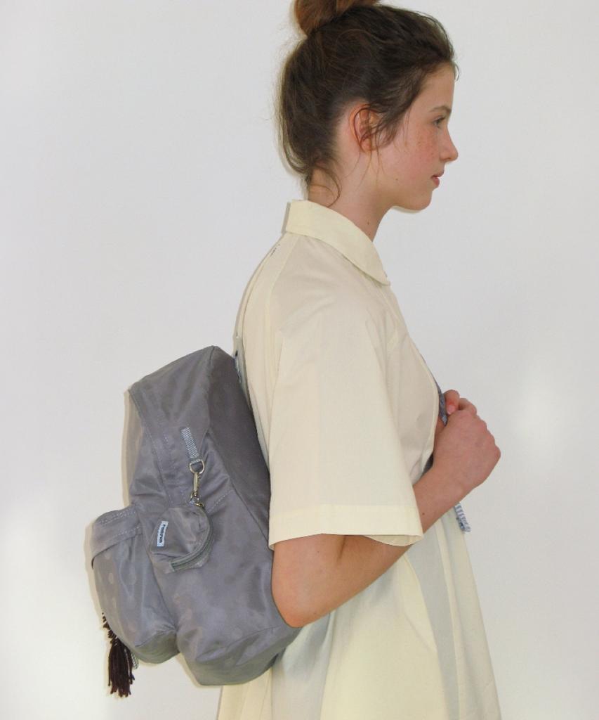 Ronron Dot Sling Backpack Silver