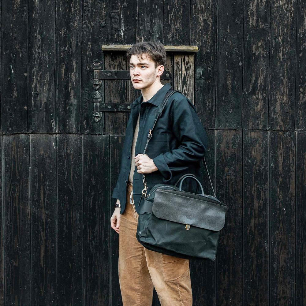 Bleudechauffe Zepho Solo Briefcase Waxed Canvas - Noir Black