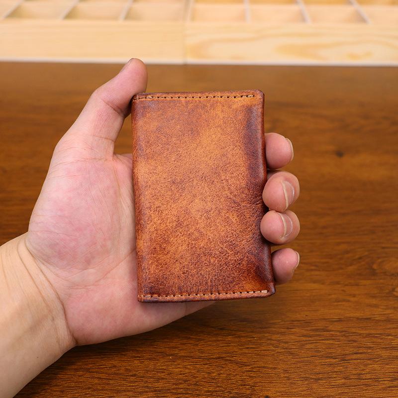 Neue Kopfschicht Kuhleder-Abholtasche für weibliche Studenten, Einfache Kartentasche, Retro-Gemüsegerbung Leder verwendet, Gebürstet, Handgefertigte Visitenkartenetui