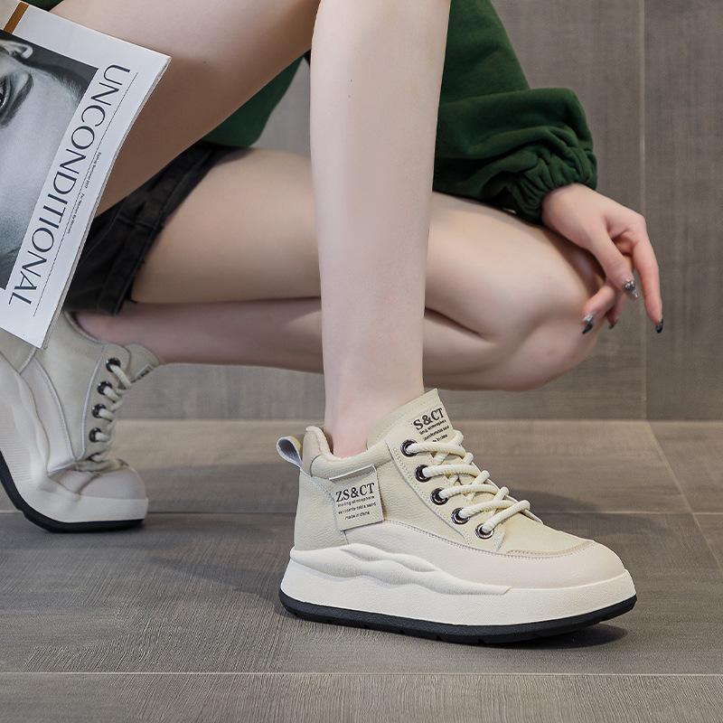 Leather High-top Board Shoes New Casual Heightening Thick-soled Velvet Casual Shoes In Autumn and Winter