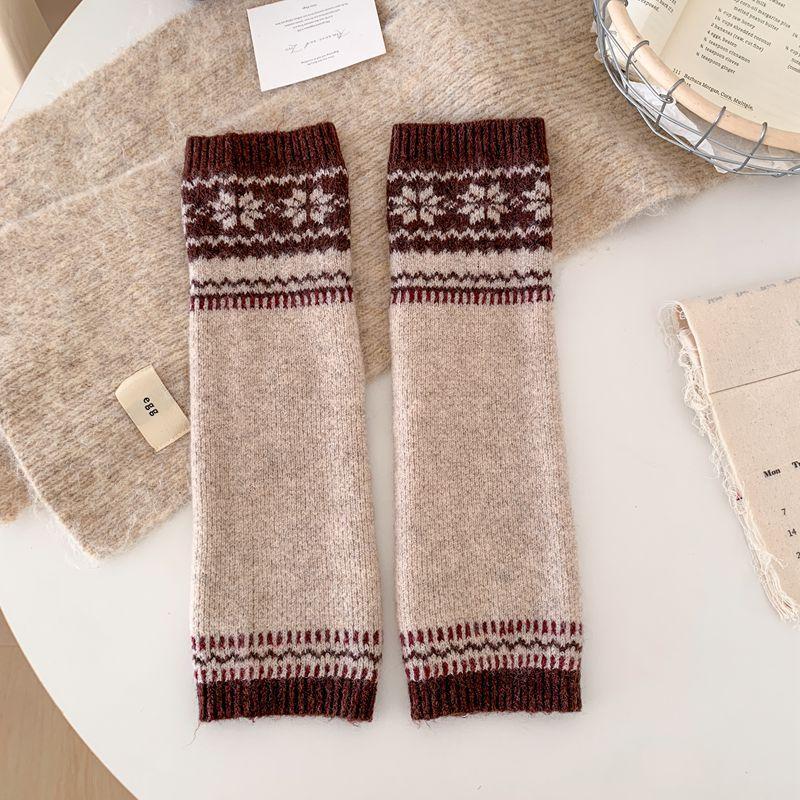 Retro Snowflake Pattern Knitted Leg Warmers Women Pile-up Socks Autumn and Winter Thicken Warm Fashion Versatile Foot Covers