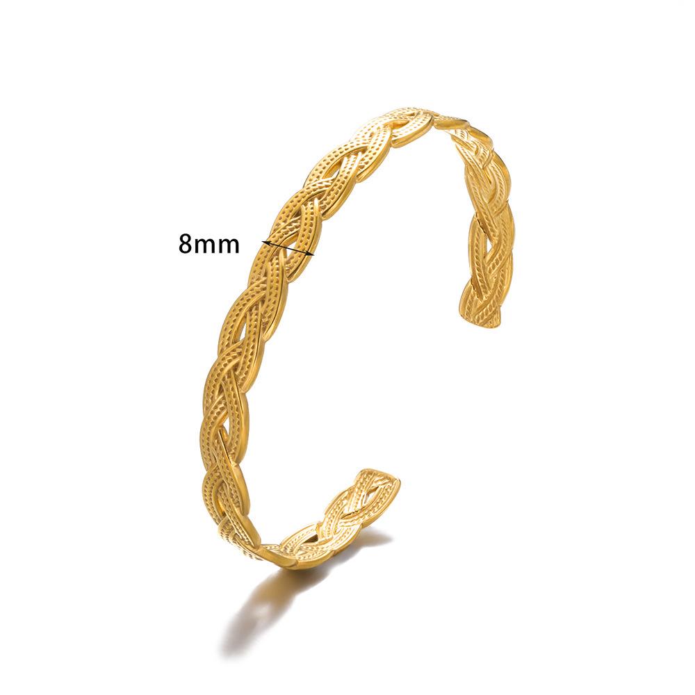 European & American Stainless Steel Heart-Shaped Hollow Geometric Bracelet