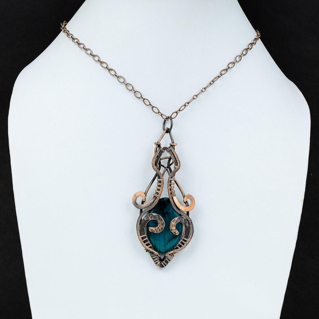 Neon Flash Labradorite Pendant Copper Wire Wrapped Pendant Brand New Jewelry Gemstone Pendant Copper Wire Jewelry Handmade Pendant For Women