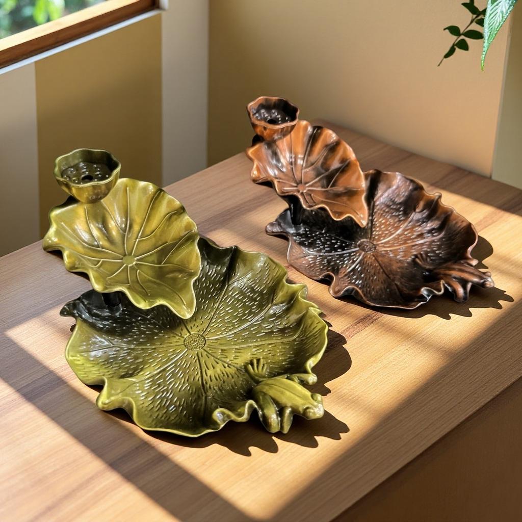 1x Lotus Pond Backflow Incense Burner Metal Frog Living Room Sandalwood Cone Censer for Home Decor Ornaments