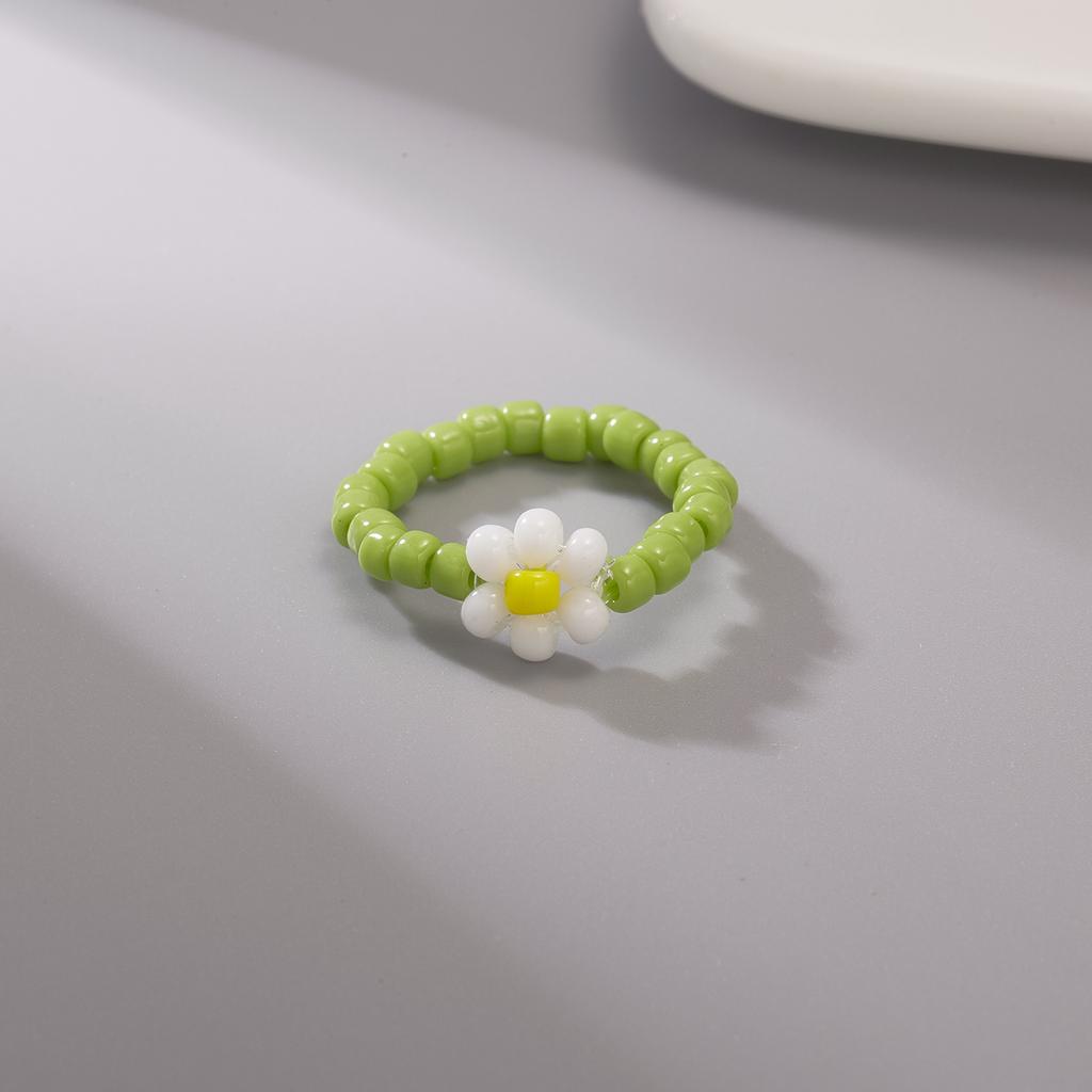 Cute Colorful Flower Finger Ring Rice Beads Elastic Chain Beaded Ring For Women Girls Charm Temperament Jewelry Gift Adjustable