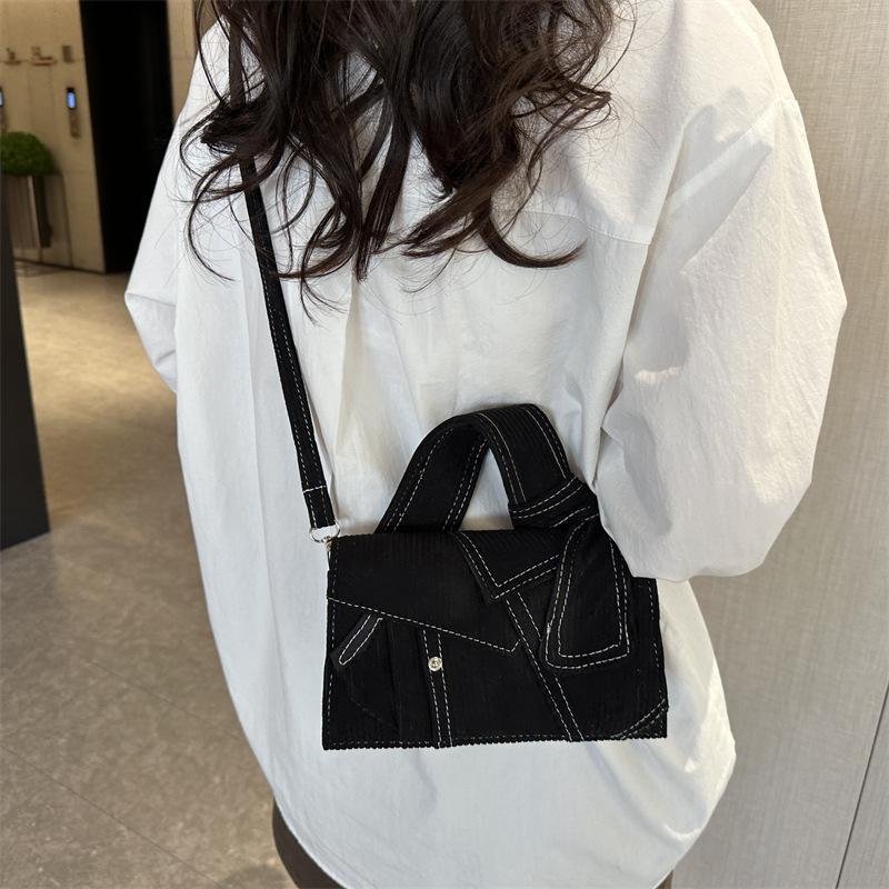 Niche Design Denim Handbag Bag Women's Spring New Oblique Span Bag Fashionable Shoulder Commuter Small Square Bag