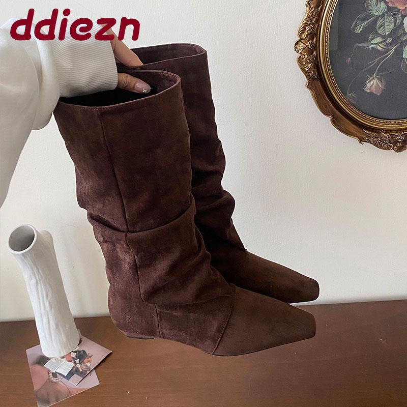 Mode Mode Flock Damen Mid-Calf Stiefel Schuhe Mit Höhenerhöhendem Schuhwerk Plissierte Damen Moderne Stiefel Weibliche Slipper