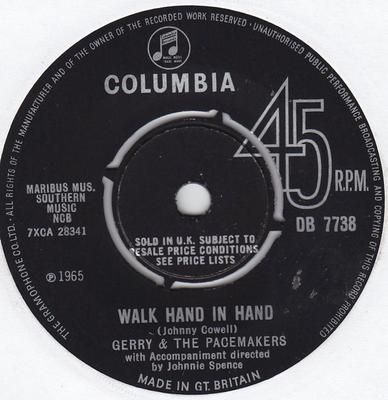Disque 7 pouces GERRY & THE PACEMAKERS - Walk Hand In Hand DB7738 Columbia 1965 UK Rock Occasion