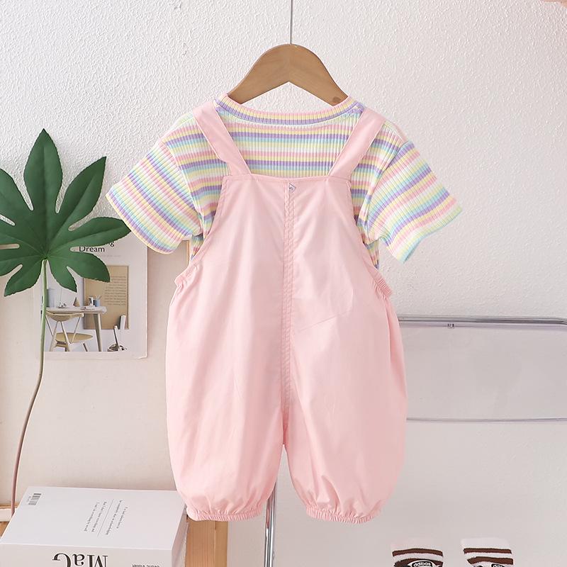 Roztomilý letní set pro holky s králíčkem a proužky: Tričko s krátkým rukávem a overal