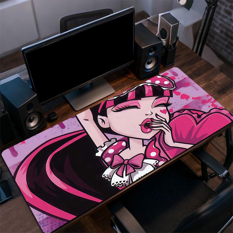 Draculaura black Mouse Pad, Large Gaming Desk Mat, Non-slip XXL Mousepad for Laptop & Tablet, Mini PC Playmat with Stitched Edges