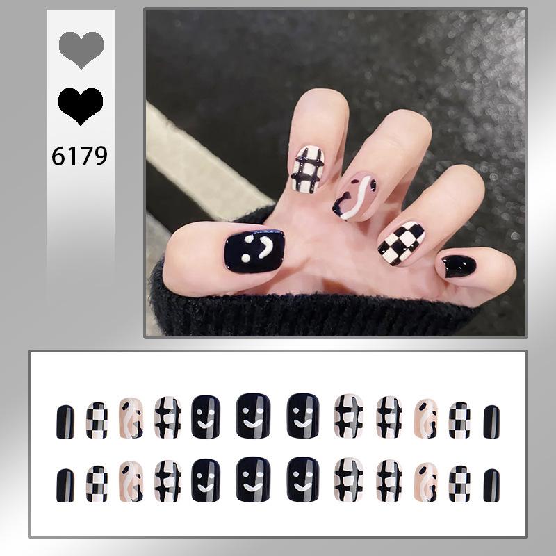 

Пряный Девушка Носимый Нейл-арт: Темный Сладкий Крутой Смайлик Клетчатый Дизайн Glue Model