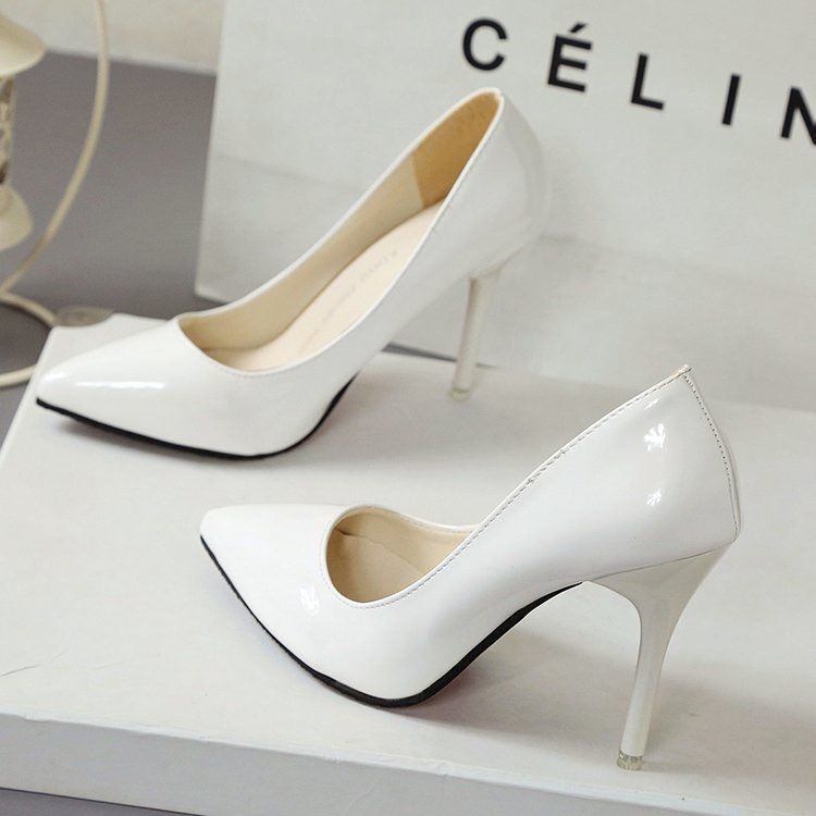With skirt, small leather shoes, large size nude pointed high heels, women's spring and summer new thin heel cm glossy single shoes