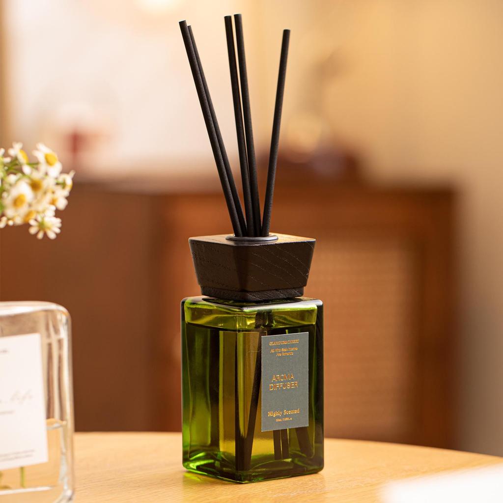 Rattan Aromatherapy Essential Oil Room Fragrance for Women's Bedrooms