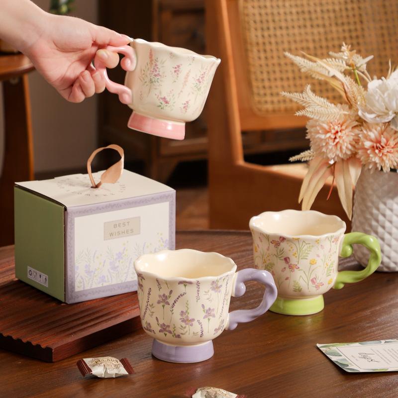 Retro Flower and Ceramic Mug Exquisite and Beautiful Drinking Cup Breakfast Coffee Souvenir for Girls