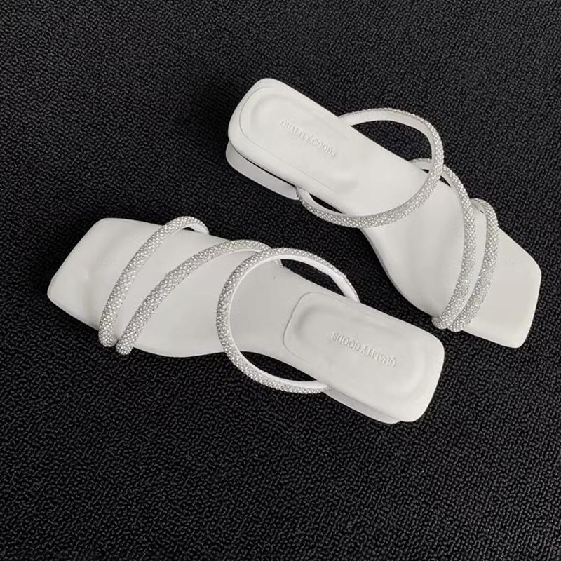 Дизайнерські літні жіночі тапочки з відкритим носком, модні шльопанці з кришталевими вузькими стрічками, повсякденні сандалі для офісних жінок