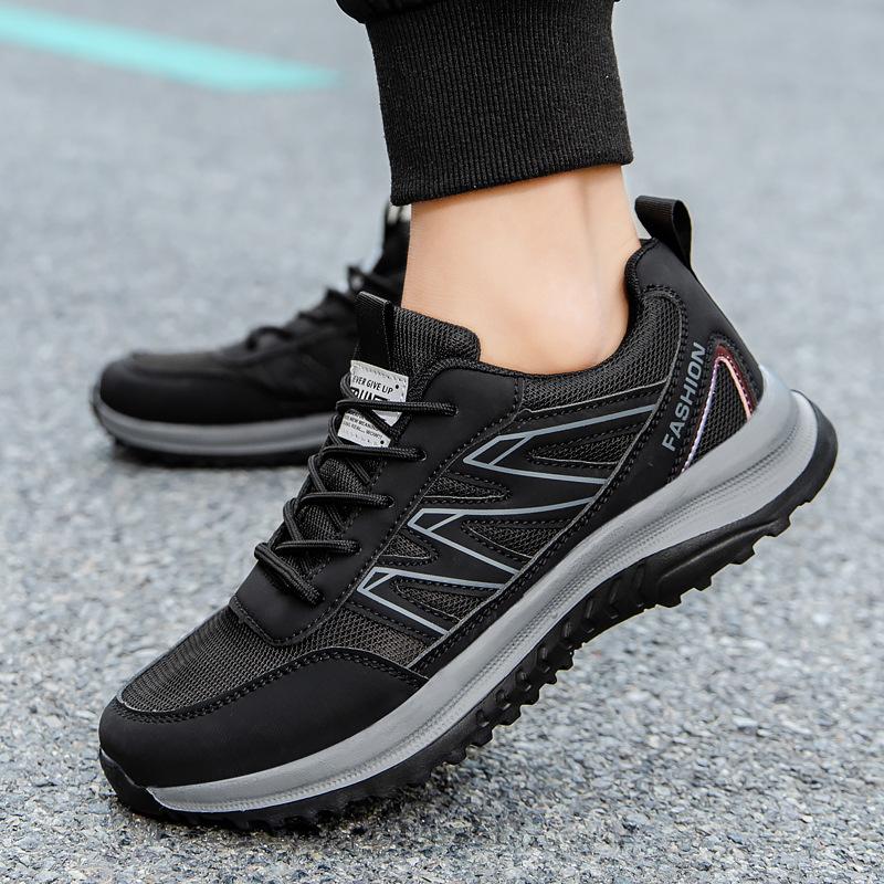 Men's shoes spring new walking shoes men's and women's spring and autumn mesh cold sticky soft-soled medium sports shoes