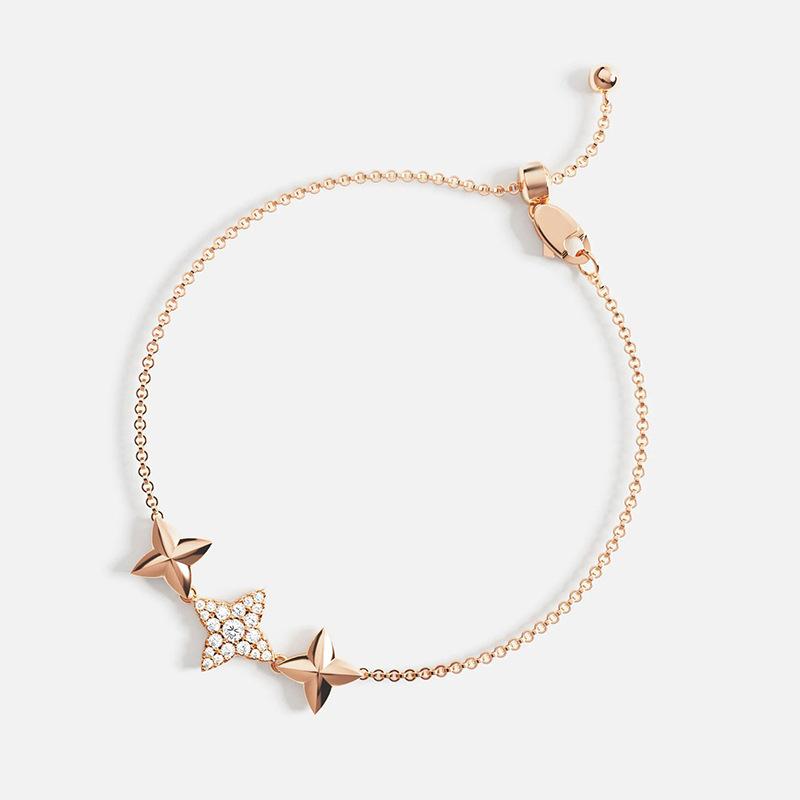 Exquisite Fashion Filled Inlay Diamonds Star Necklace Light Luxury Silver Pendant Party Wedding Romantic Fine