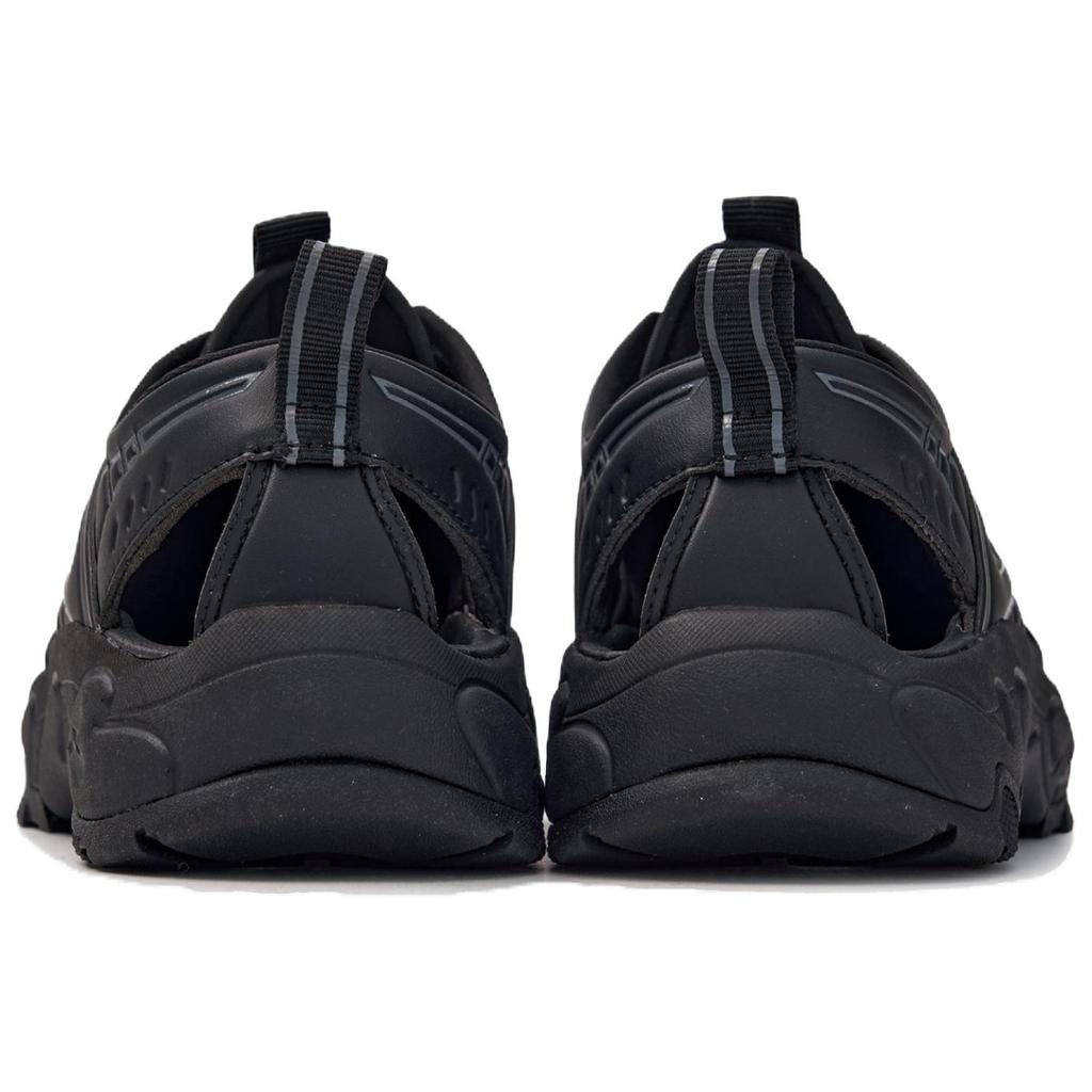 New MLB New York Yankees Slip Resistant And Breathable River Trekking Shoes Unisex Black 3ASDC0153-50BKS