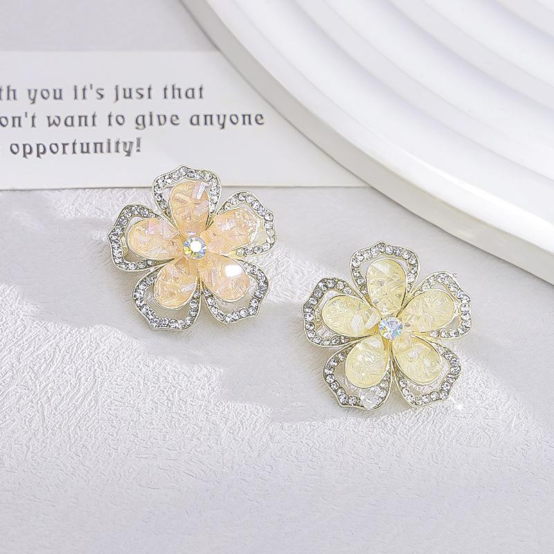 Zircon Flower High-End Brooch Women'S High-End Brooch Design Sense Niche Pin Women'S Luxury Temperament Exquisite Accessories