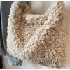 2025 Frühherbst Niedliche Plüschhandtasche und Crossbody-Schultertasche