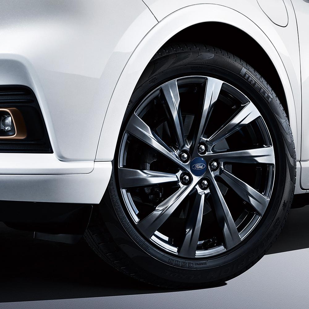 LRJF5 4pcs Car Wheel Center Covers Decoration For Ford Mondeo Ranger Kuga Focus Fiesta Mustang Shelby Edge Fusion Escape Explorer mk5