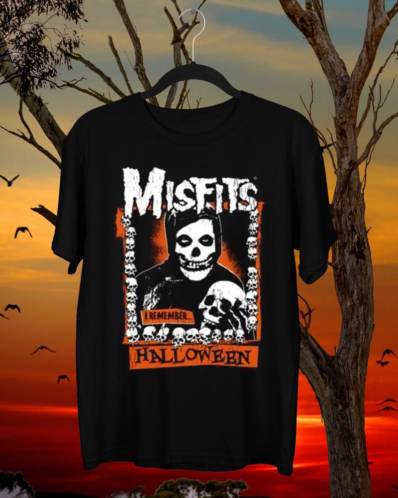 Vtg Misfits Pumpkin Halloween Gift For Halloween Black All Size Shirt VC1310 Unisex T-Shirt XXXXL