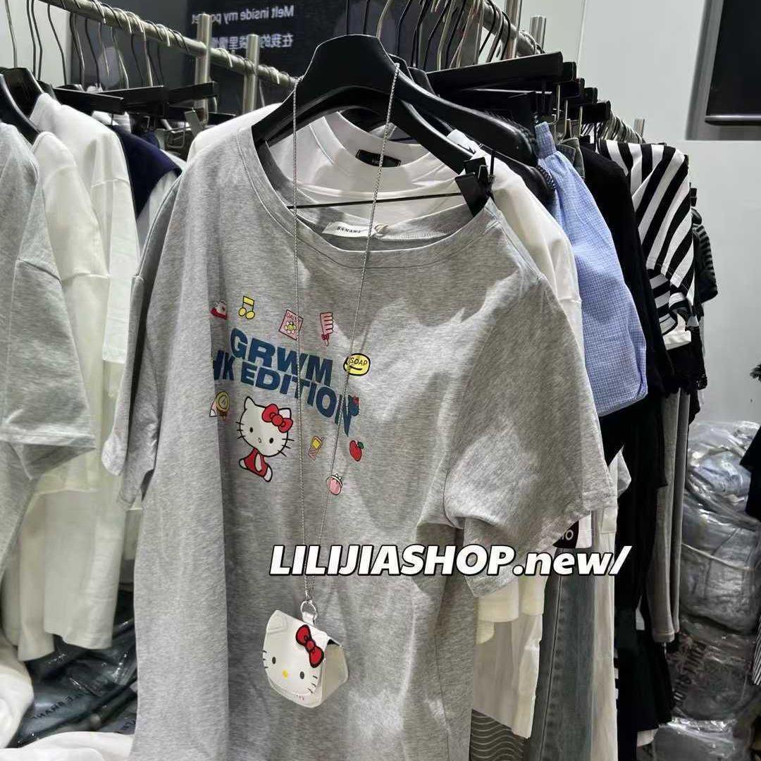

Plus Size Cartoon Letter One-Shoulder Short-Sleeve Women s Slimming T-Shirt - Summer Loose Fit Versatile Top XL (121-140 Jin) серый