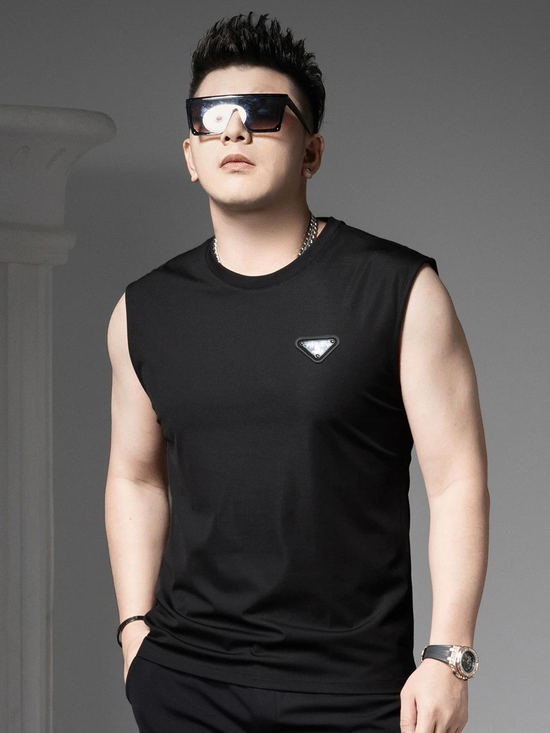 

European Goods Fashion Brand Triangle Mark round Neck Vest Men s Leisure Sports Waistcoat 2025 Summer New Men s Sleeveless T-shirt XL чёрный