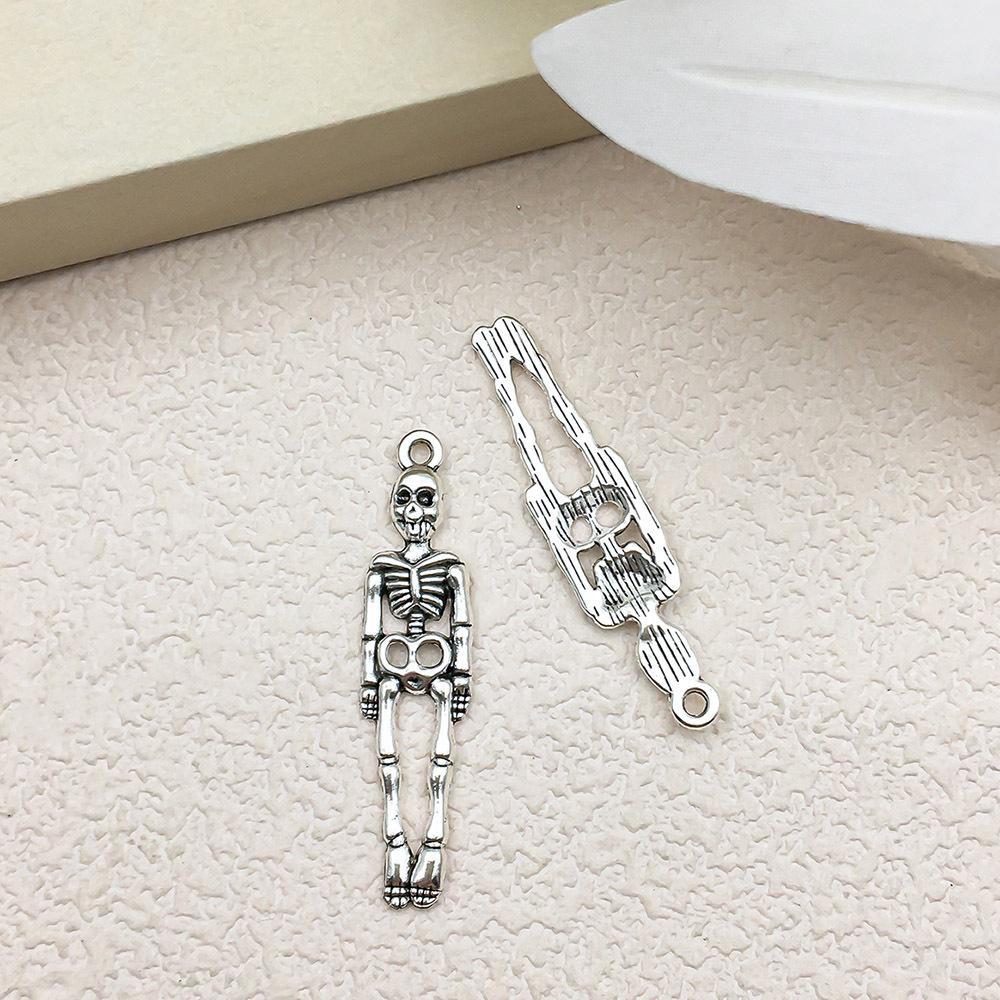 Gothic Halloween Skull & Bat Pendant Jewelry Accessory