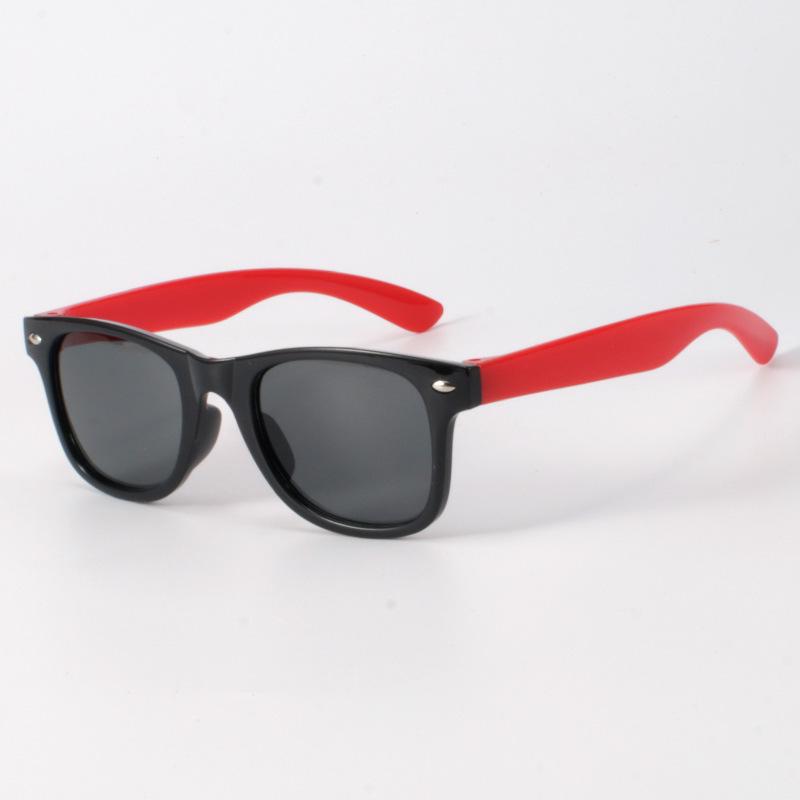 Anti-UV Color Block Children's Sunglasses: Trendy, Cute, Comfortable, Windproof & Sandproof for Boys and Girls