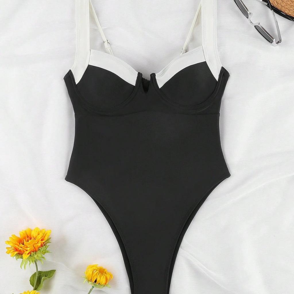 Contrasting color splicing one-piece swimsuit women's vacation beach hot spring swimsuit thin and meat-covered multi-color optional