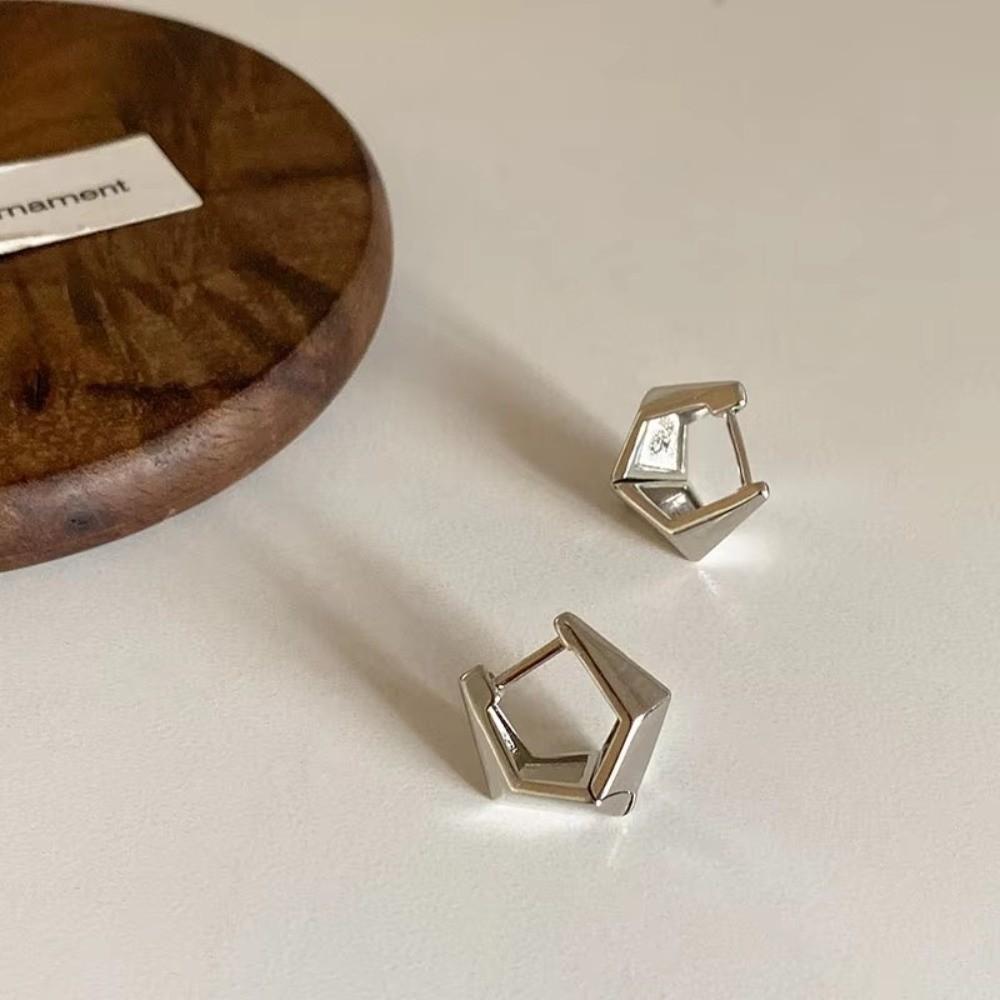 Trending Elegant Polygon Earrings Rhombic Section Irregular Vintage Jewelry Golden Alloy Geometric Metal Earring Daily Wear