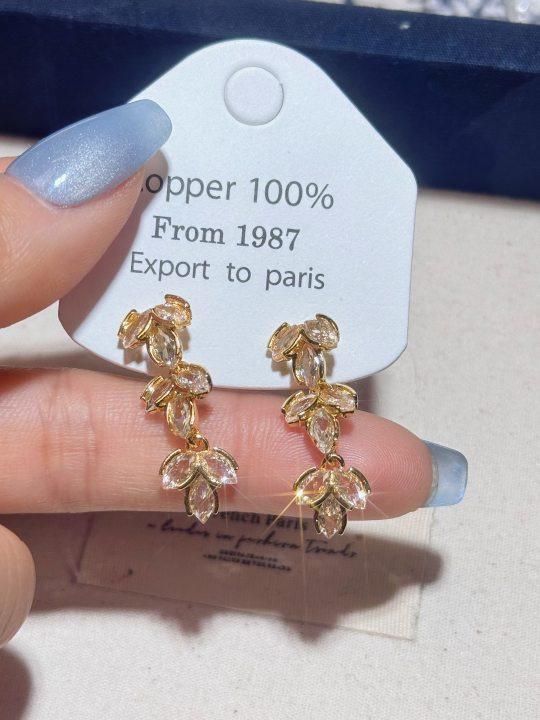 High-end fashion zircon crystal earrings flower earrings light luxury temperament women s simple long earrings pendant tassel