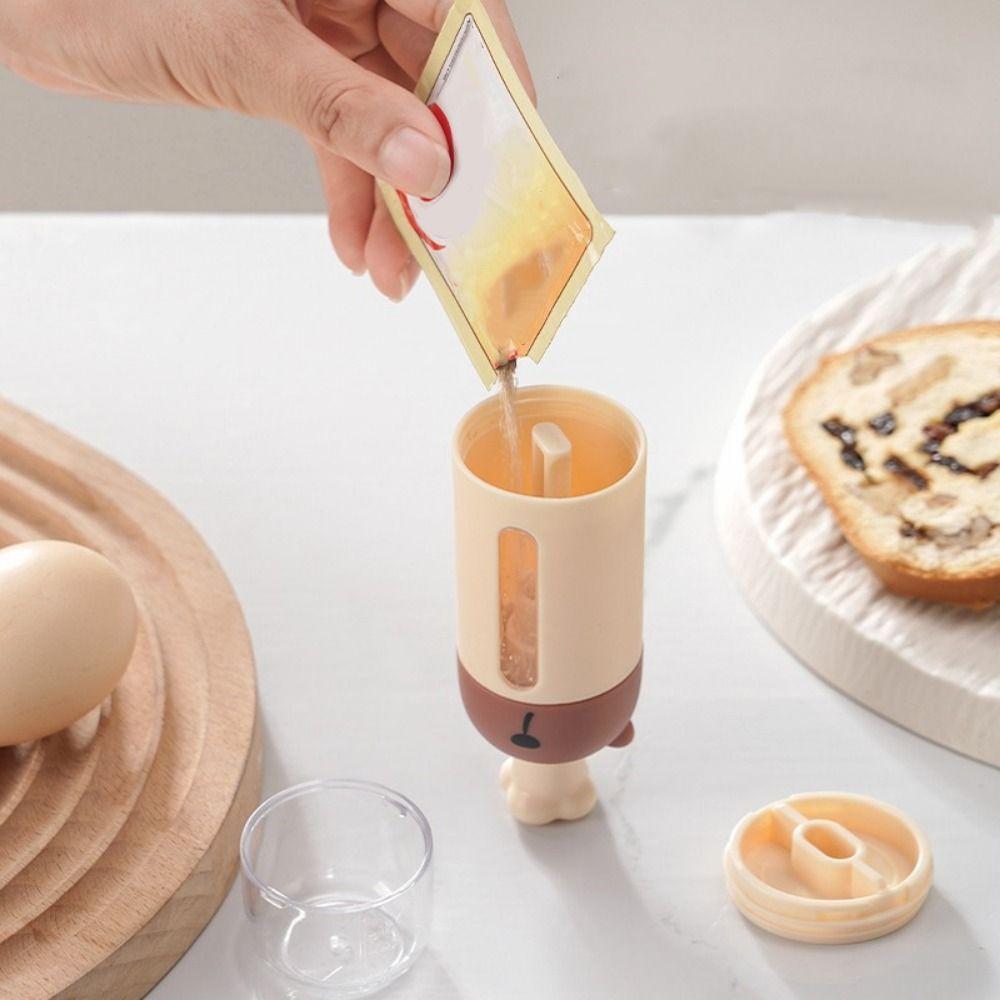 2Pcs Press Type Quantitative Seasoning Bottle Dustproof Condiment Pot Creative Salt Organizer BBQ