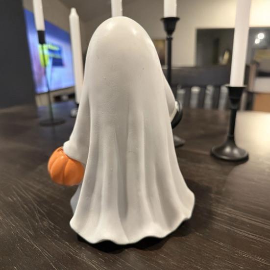 Halloween Ghost Statue Mini Resin Figurine Cute Funny Cartoon Design Spooky Statue Festival Party Decoration