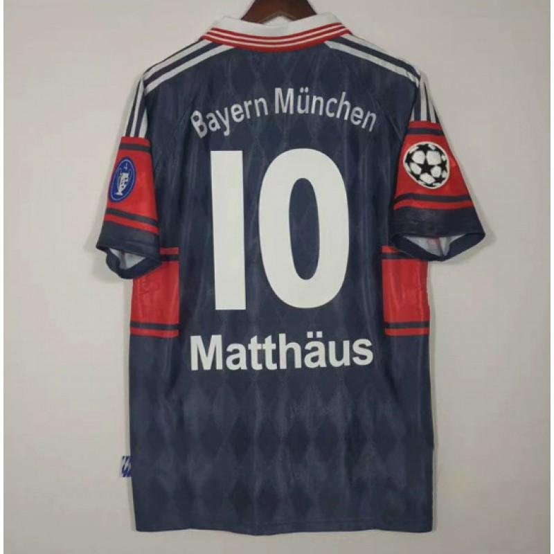 Retro Soccer Jersey AC Milan 22 Manchester United Juventus Arsenal Barcelona Tottenham Vintage Football Shirt Men Women