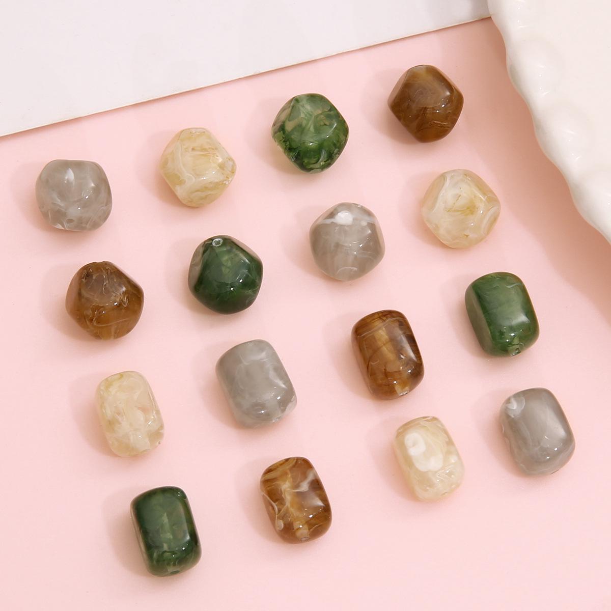 

Amber Halo Imitation Stone Resin Beads for DIY Jewelry Making - Round Beads for Handmade Necklaces and Bracelets 5 pieces/pack